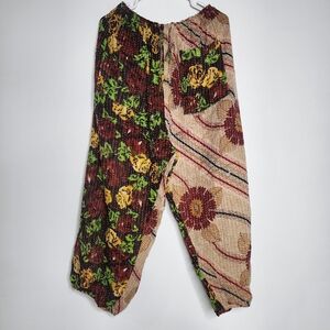 Kantha Bae Joggers Floral Free Size Pants